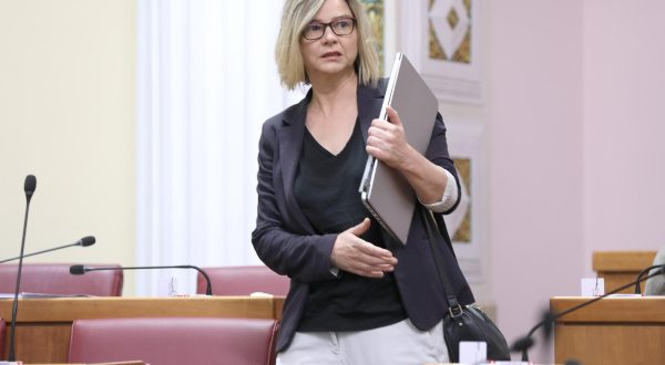 12.07.2023., Zagreb - Sabor 16. sjednicu nastavlja raspravom o prijedlogu zakona o izbornim jedinicama za izbor zastupnika u Hrvatski sabor. Photo: Patrik Macek/PIXSELL