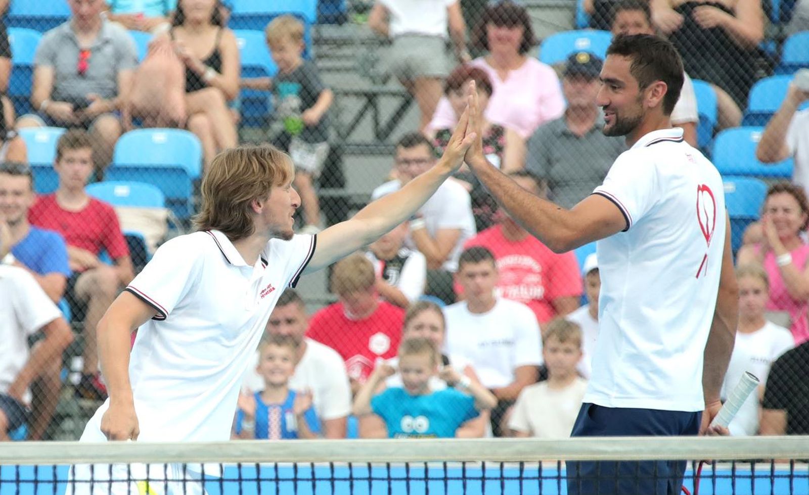 13.07.2021., Petrinja - Odrzano je drugo izdanje humanitarno - sportskog spektakla Gem Set Hrvatska. Projekt je to koji organizira Zaklada Marin Cilic, a okuplja najpoznatije sportase i sportasice Hrvatske s ciljem izgradnje sportskih igralista za djecu i promocije vaznosti bavljenja sportom od najranije dobi. Luka Modric, Marin Cilic Photo: Sanjin Strukic/PIXSELL