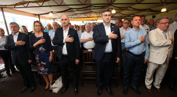 17.06.2018., Zagreb - Proslava 29. obljetnice osnutka HDZ-a u prostorijama NK Jarun. U sklopu proslave odigrana je i tradicionalna nogometna utakmica. Andrej Plenkovic , Ivana Maletic , Tomislav Tolusic , Gordan Jandrokovic , Vladimir Seks. "n Photo: Jurica Galoic/PIXSELL
