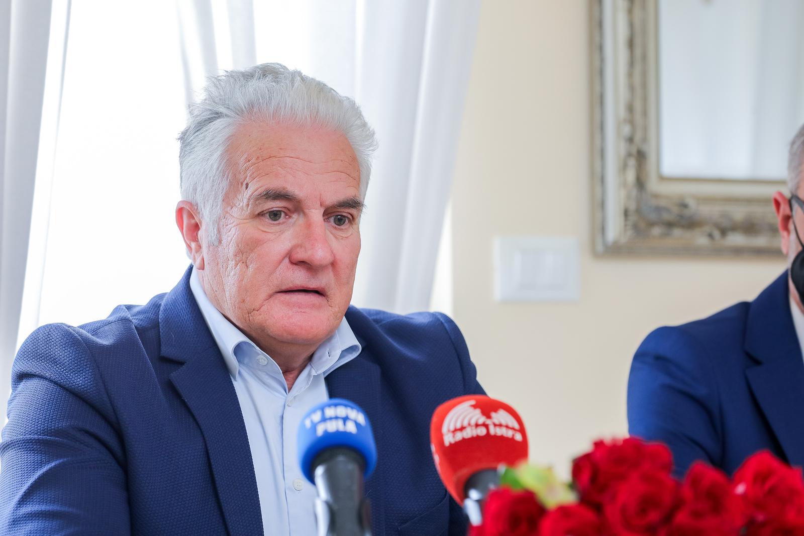 18.02.2022., Fazana -
Konferencija za medije povodom
20 godina rada Turisticke zajednice Opcine Fazana na kojoj su prisustvovali: direktorica TZO Fazana 
Melita Perokovic, predsjednik TZO Fazana Radomir Korac, direktor TN Bi Village Roland Cinkopan. Photo: Srecko Niketic/PIXSELL