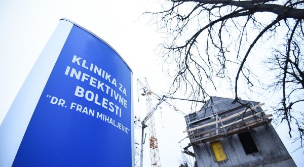 19.12.2022., Zagreb - Obilazak obnovljenog prostora Klinike za infektivne bolesti "Dr. Fran Mihaljevic" nakon potresa. Photo: Neva Zganec/PIXSELL