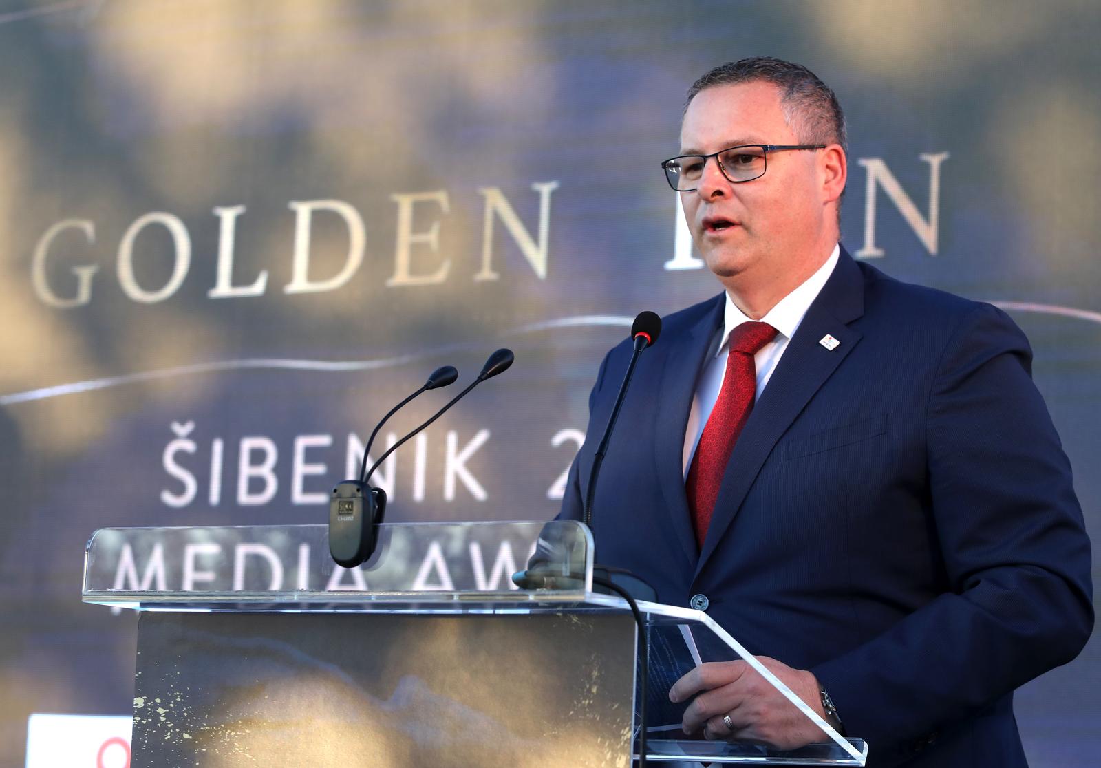 20.04.2023.,Sibenik-Hrvatska turisticka zajednica, uz suorganizatore i domacine Turisticku zajednicu Sibensko-kninske zupanije i TZ grada Sibenika, organizirali su svecanu dodjelu nagrada Zlatna penkala  koja se dodjeljuje priznatim i poznatim inozemnim novinarima, travel blogerima i influencerima za najbolje medijske objave o Hrvatskoj kao turistickoj destinaciji u prosloj godini.Zlatna penkala je dodjeljena u pet kategorija.Kategorije su Article,Television,radio,travel blog i Drustvene mreze.
 Photo: Dusko Jaramaz/PIXSELL