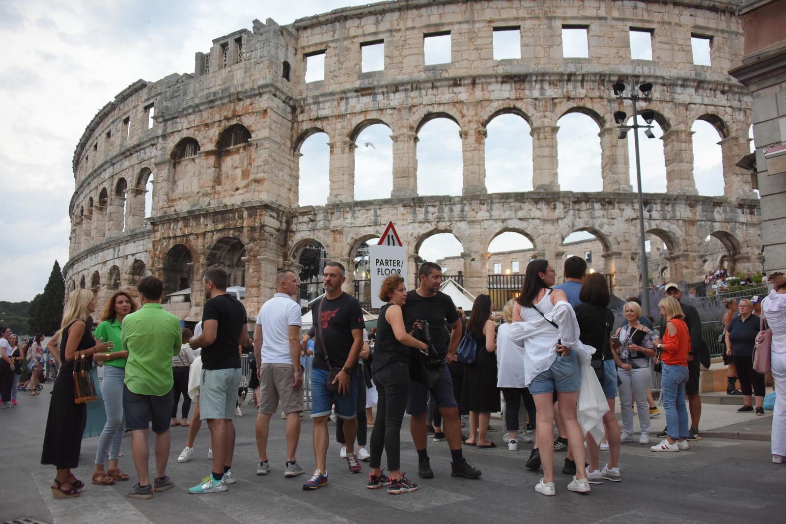 27.06.2023., Pula - Robbie Williams odrzao je svoj prvi od dva koncerta u Puli. Photo: Sasa Miljevic/PIXSELL
