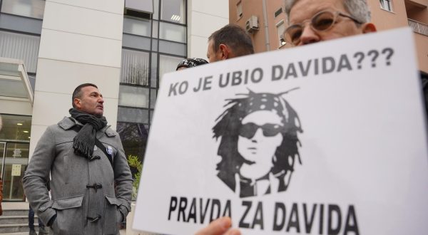 29.11.2022., Osnovni sud, Banjaluka (BiH) – U Osnovnom sudu u Banjoj Luci danas je odrzana glavna rasprava u predmetu u kojem predsjednik RS Milorad Dodik tuzi za klevetu Davora Dragicevica, oca Davida Dragicevica koji je stradao pod sumnjivim okolnostima u ozujku 2018. godine. Dragicevic je nazvao Dodika „monstrumom“ koji stoji iza zataskavanja ubistva njegovog sina. Photo: Dejan Rakita/PIXSELL