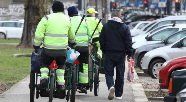 30.01.2023., Zagreb - Radnici Cistoce odlaze na posao, ilustracija. Jos sutra mogu trajati pregovori radnika i uprave, a onda je mze poceti strajk radnika Holdinga. Photo: Patrik Macek/PIXSELL