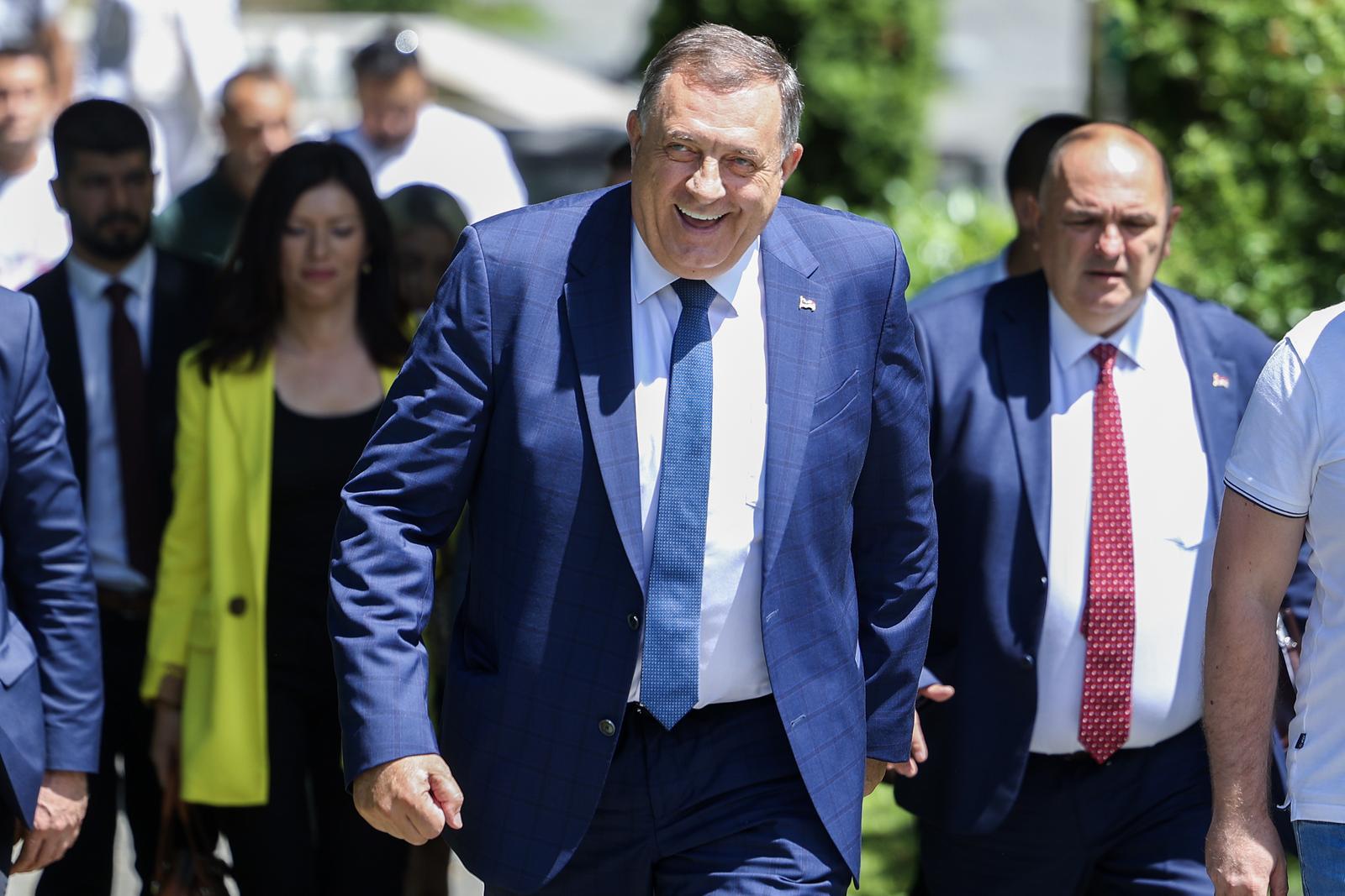 30.06.2023., Konjic, Bosna i Hercegovina - Konferencija za medije celnika stranaka nakon sastanka obavljenog jutros u Konjicu. Zavrsen je sastanak u Konjicu koji se danas odrzao izmedju politickih predstavnika stranaka Trojke i delegacija SNSD-a i HDZ BiH. Milorad Dodik Photo: Armin Durgut/PIXSELL