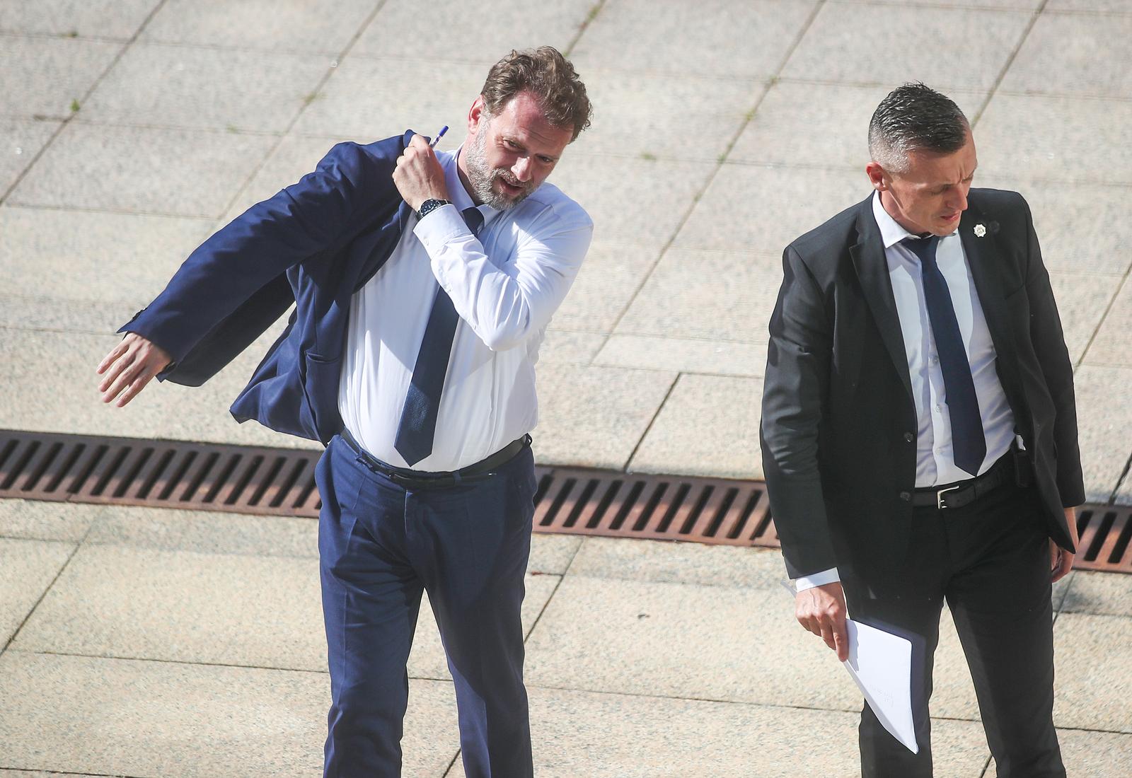 30.06.2023.., Zagreb - U Nacionalnoj sveucilisnoj knjiznici odrzana sjednica Vlade RH. Dolazak clanova Vlade na sjednicu.
  
 Photo: Slavko Midzor/PIXSELL