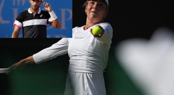 epa10730376 Donna Vekic of Croatia in action during her Women's Singles 2nd round match against Sloane Stephens of USA at the Wimbledon Championships, Wimbledon, Britain, 06 July 2023.  EPA/ISABEL INFANTES   EDITORIAL USE ONLY