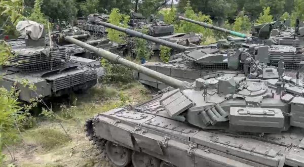 epa10742471 A handout photo made available by Russian Defence Ministry Press-Service shows Russian tanks handed over by the 'Wagner' Private Military Company (PMC) group to Russian troops and gathered at an unknown location in Russia, 12 July 2023. Russia's Defense Ministry reported that the acceptance of weapons and military equipment from units of the Wagner group is being completed. 'More than 2,000 pieces of equipment and weapons were transferred' the ministry said, adding that these included hundreds of pieces of heavy weapons such as T-90, T-80, T-72B3 tanks, Grad, Uragan multiple launch rocket systems, anti-aircraft missile and gun systems 'Pantsir'. More than 2,500 tons of various ammunition and about 20,000 small arms have also been received,' the ministry said.  EPA/RUSSIAN DEFENCE MINISTRY PRESS SERVICE HANDOUT -- BEST QUALITY AVAILABLE -- MANDATORY CREDIT -- HANDOUT EDITORIAL USE ONLY/NO SALES