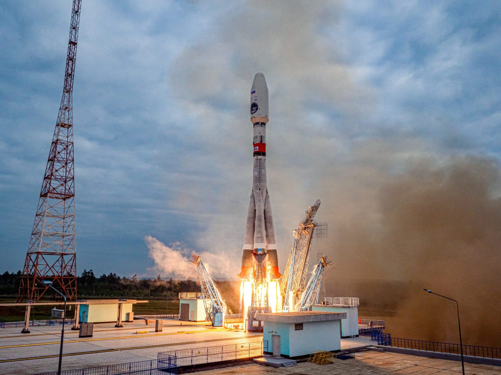 epa10794399 A handout image made available by the Roscosmos State Space Corporation shows the Soyuz-2.1b rocket with the moon lander Luna 25 (Moon) automatic station as it takes off from a launch pad at the Vostochny Cosmodrome, outside the city of Tsiolkovsky, some 180 km north of Blagoveschensk, in the far eastern Amur region, Russia, 11 August 2023. The Soyuz rocket with the first lunar spacecraft in the history of modern Russia was launched from the Vostochny Cosmodrome. Luna-25 will be the first station in the world to land in the near-polar zone of the Moon, on difficult terrain.  EPA/ROSCOSMOS STATE SPACE CORPORATION  HANDOUT EDITORIAL USE ONLY/NO SALES
