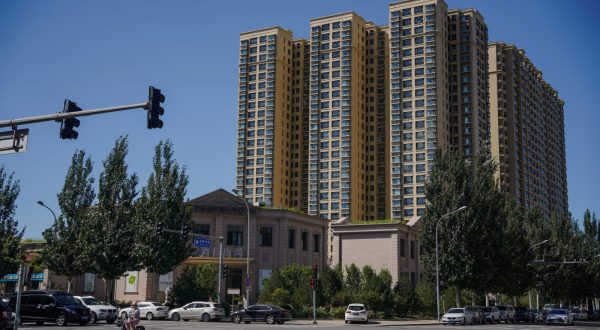 epa10805233 A view of Evergrande Mingdu housing complex in Beijing, China, 18 August 2023. Chinese property giant Evergrande has filed for bankruptcy protection in the US on 17 August, while the real estate crisis in China deepens. Evergrande defaulted on its debts in 2021, with total debts estimated to more than 300 billions US dollar (275.5 billions euro), it was the world's most heavily indebted property developer, which caused shockwaves through financial markets globally.  EPA/WU HAO