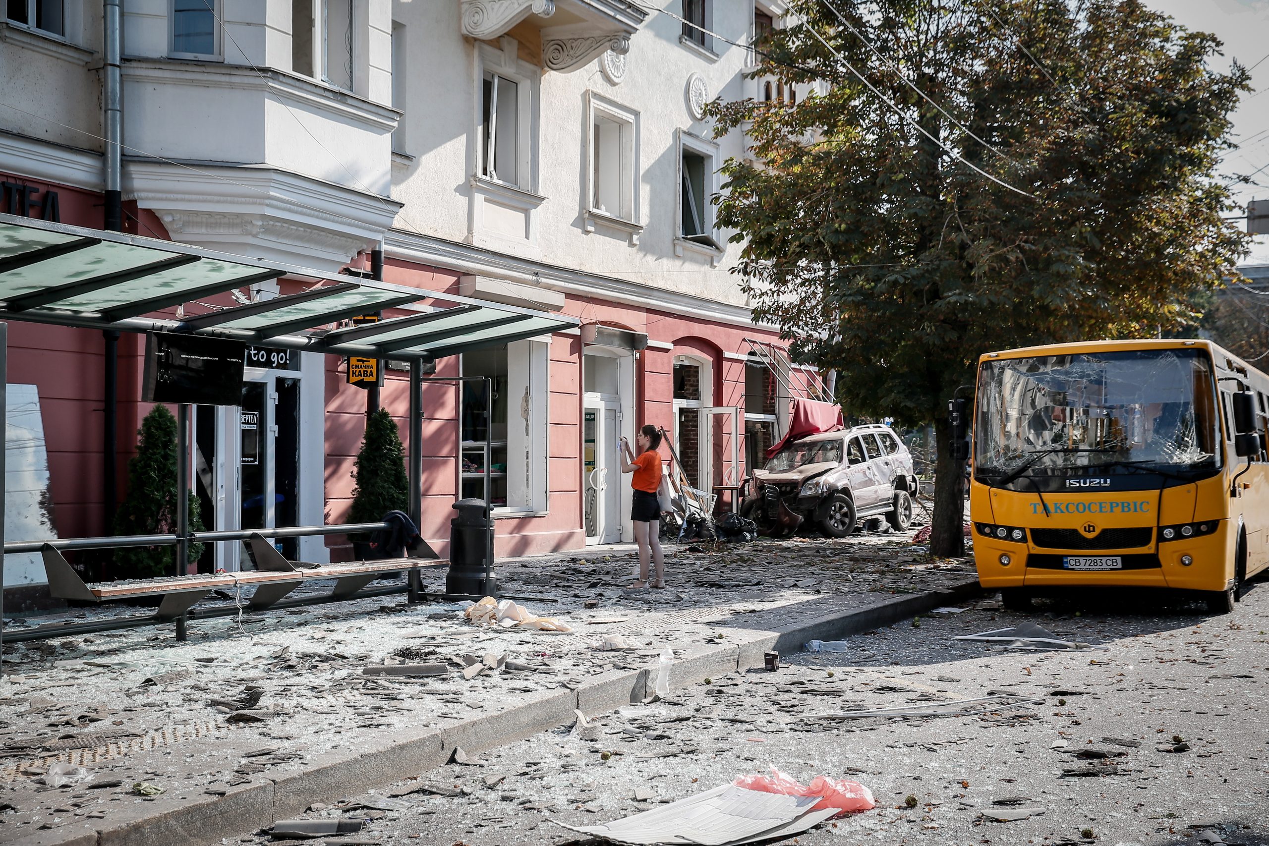 epa10807476 The scene of a missile hit at the Drama Theatre in central Chernihiv, Ukraine, 19 August 2023, amid the Russian invasion. According to the State Emergency Service, at least seven people died and 110 were injured. Russian troops entered Ukrainian territory in February 2022, starting a conflict that has provoked destruction and a humanitarian crisis.  EPA/OLEG PETRASYUK