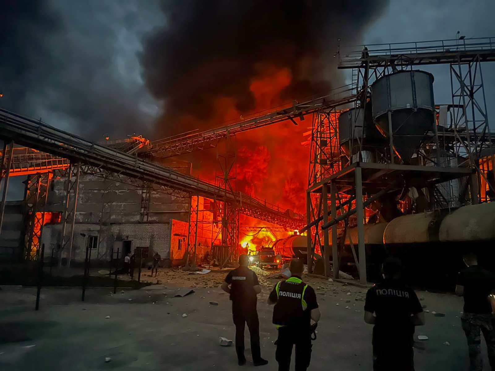 epa10824945 A handout picture made available by Andriy Yermak, the head of the Office of the President of Ukraine, shows the aftermath of an overnight rocket strike on a dairy factory in the Poltava region, Ukraine, 28 August 2023, amid the Russian invasion. Russian troops launched six rockets of different classes across Ukraine on the night between 27 and 28 August. Four were shot down according to a statement from the Ukraine Air Force. At least two people died and two others were injured.  EPA/Andriy Yermak/Office of the President of Ukraine HANDOUT  BEST QUALITY AVAILABLE HANDOUT EDITORIAL USE ONLY/NO SALES