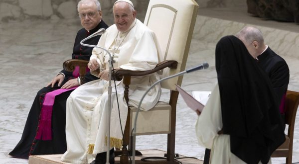 epa10828154 Pope Francis leads the weekly general audience in the Paolo VI hall of the Vatican, Vatican City, 30 August 2023.  EPA/MASSIMO PERCOSSI