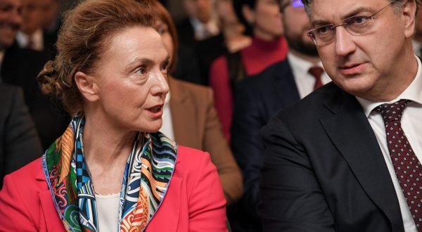 01.12.2022., Zagreb - Predsjednik Vlade Andrej Plenkovic sudjelovao je na Medjunarodnom znanstveno-strucnom skupu "Prvih dvadeset godina Ustavnog zakona o pravima nacionalnih manjina". Marija Pejcinovic Buric, Andrej Plenkovic. Photo: Josip Regovic/PIXSELL