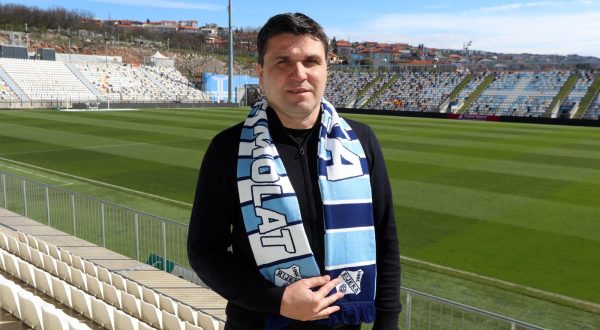 04.04.2023., Rijeka - Sluzbeno predstavljanje novog sportskog direktora HNK Rijeke Darka Raica Sudara u press centru stadiona na Rujevici. Novog direktora predstavio je dosadasnji, Srecko Juricic.
 Photo: Goran Kovacic/PIXSELL
