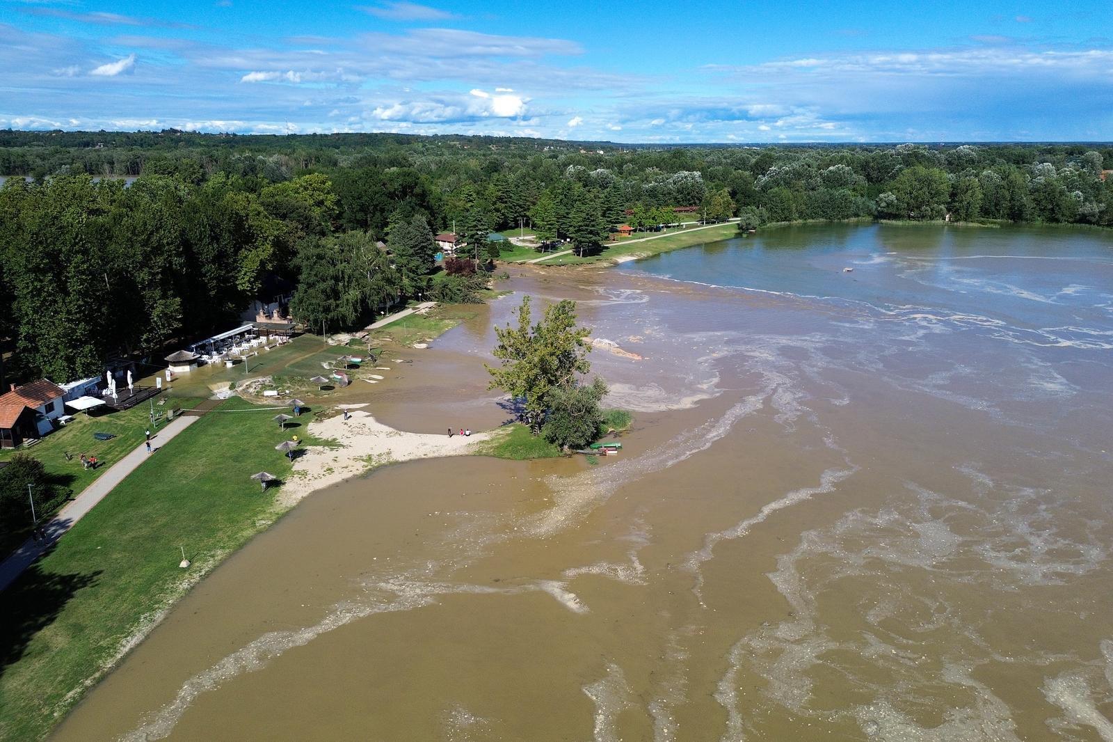 07.08.2023., Botovo - Jezero Soderica uz rijeku Dravu u koje se zbog velikih poplava preljeva rijeka Drava. Photo: Luka Stanzl/PIXSELL