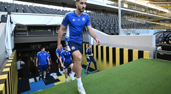 07.08.2023., Atena, Grcka - Trening nogometasa Dinama na stadionu OPAP Arena uoci sutrasnje utakmice treceg pretkola UEFA Lige prvaka protiv AEK-a. Josip Sutalo Photo: Marko Lukunic/PIXSELL