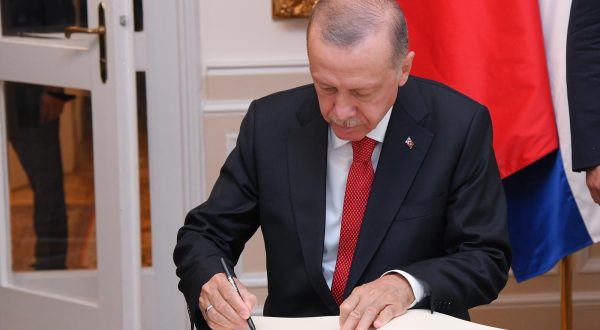 08.09.2022., Zagreb - Predsjednik Republike Turske Recep Tayyip Erdogan i predsjednik Vlade Republike Hrvatske Andrej Plenkovic odrzali su tete-a-tete susret u Banskim dvorima. Photo: Josip Regovic/PIXSELL