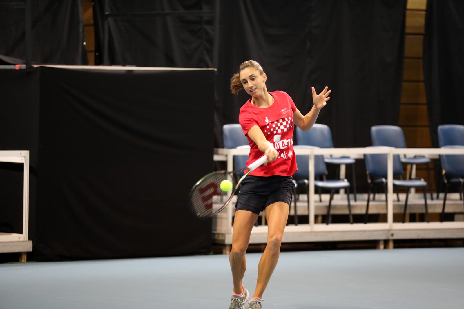 08.11.2022., Rijeka - Trening hrvatske zenske tenis reprezentacije u dvorani Zamet uoci susreta Hrvatske i Njemacke u Billie Jean King kupu. Petra Martic   Photo: Goran Kovacic/PIXSELL