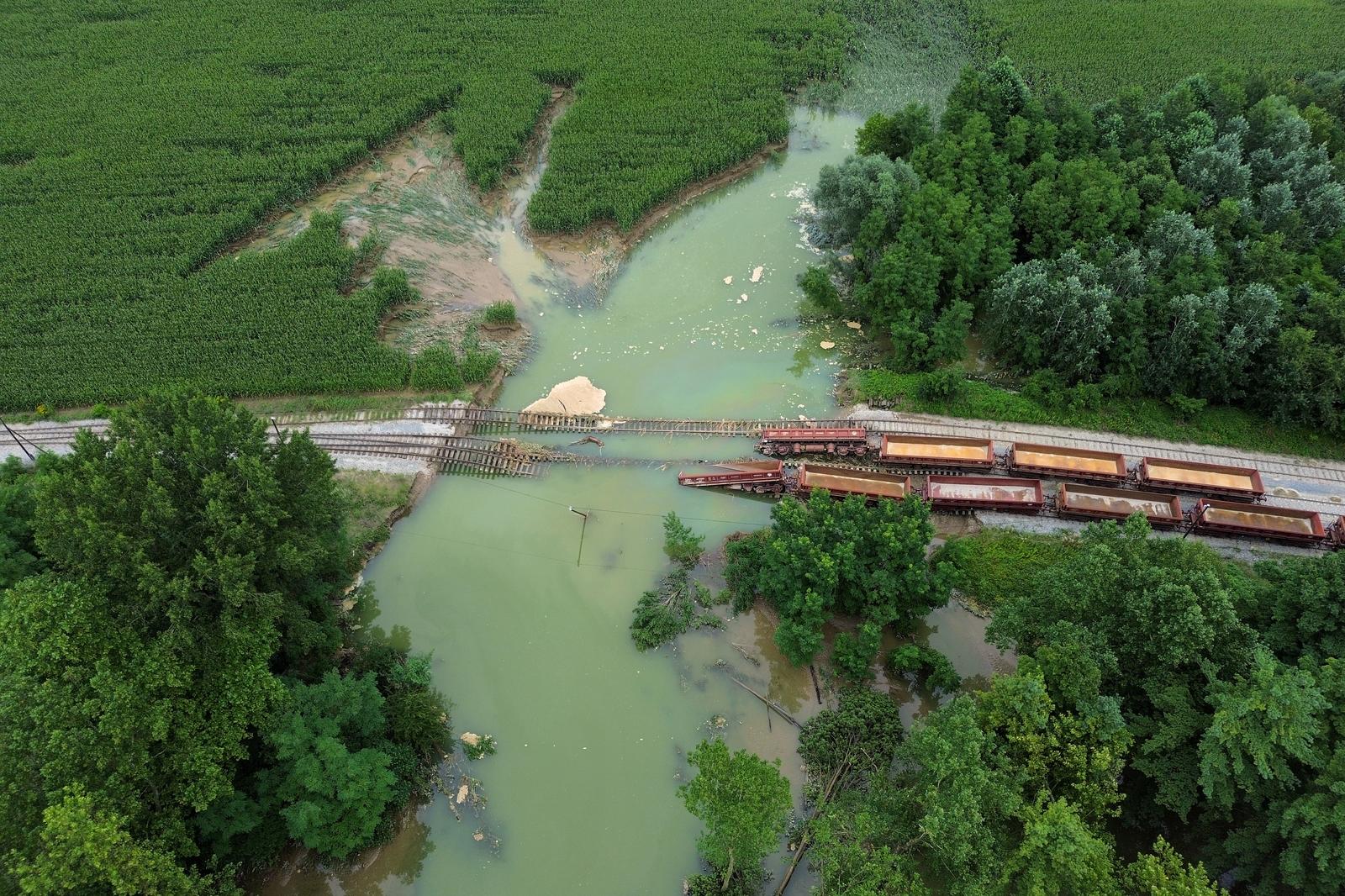 09.08.2023., Djelekovec - Pogled iz zraka na posljedice poplave u jezeru Soderica u koje se ulila rijeka Drava. Photo: Luka Stanzl/PIXSELL
