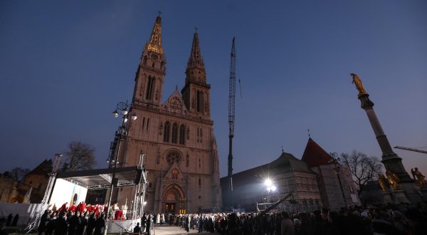 10.02.2023., Zagreb - Svecano misno slavlje u povodu proslave blagdana bl. Alojzija Stepinca, na trgu ispred zagrebacke Katedrale. Photo: Robert Anic/PIXSELL