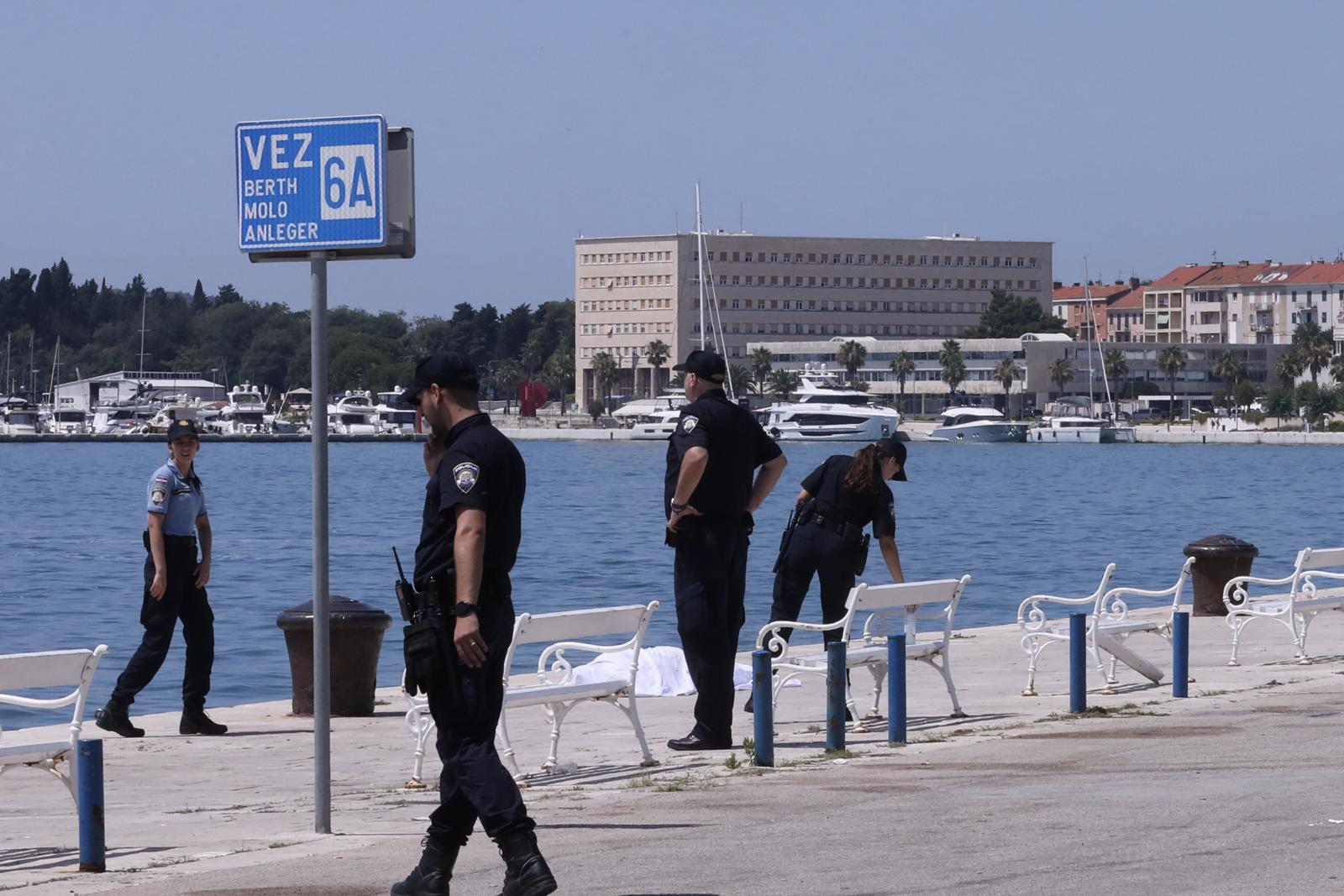 11.07.2023., Split - U moru uspred Splita djelatnici Lucke kapetanije izvukli su tijelo muskarca. Policija sumnja da je doslo do sudara dva broda na moru ispred Splita uslijed cega je doslo do tragedije. Photo: Ivo Cagalj/PIXSELL