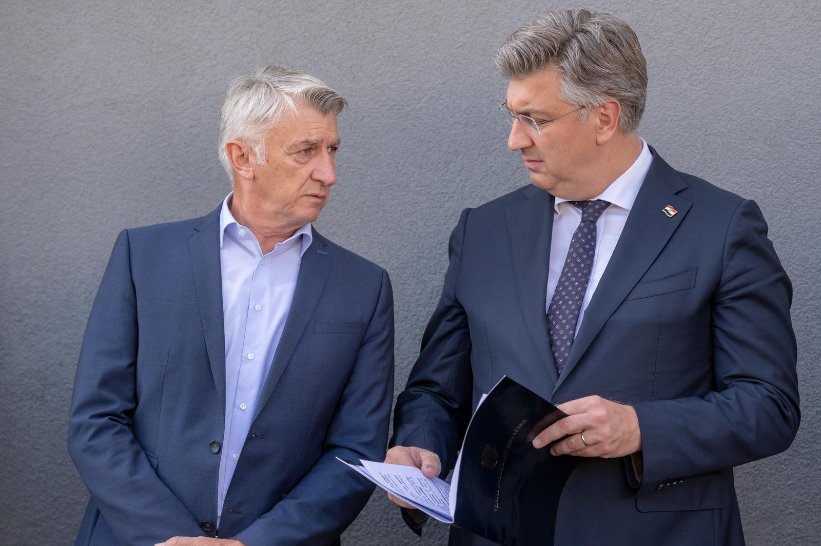 11.07.2023., Zadar - Predsjednik vlade Andre Plenkovic sudjelovao je na svecanosti primopredaje kljuceva POS-ovih stanova. Bozidar Longin Photo: Dino Stanin/PIXSELL