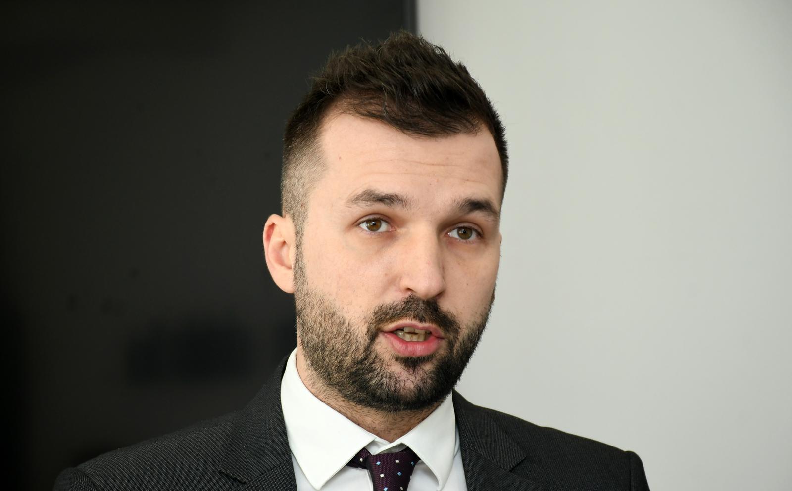 13.02.2023.,Sisak - Odrzana je konferenciju za medije Kluba vijecnika HDZ-a, HSLS-a i HKS-a na temu: Sto se dogadja u Sisku, ima li Sisak uopce gradonacelnicu?Tomislav Kralj,predsjedni sisackog HDZ-a.
   Photo: Nikola Cutuk/PIXSELL