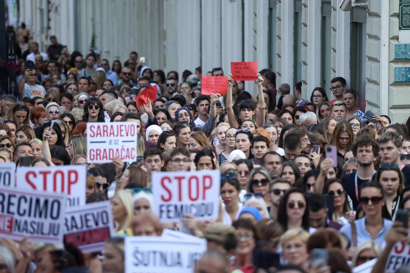 14.08.2023., Sarajevo, Bosna i Hercegovina - Nakon stravicnog zlocina u Gradaccu, gdje je monstrum Nermin Sulejmanovic ubio svoju partnericu Nizamu Hecimovic, zato sto ga je prijavila policiji zbog nasilja u porodici, u Sarajevu je odrzan protest protiv nasilja u porodici.

 Photo: Armin Durgut/PIXSELL
