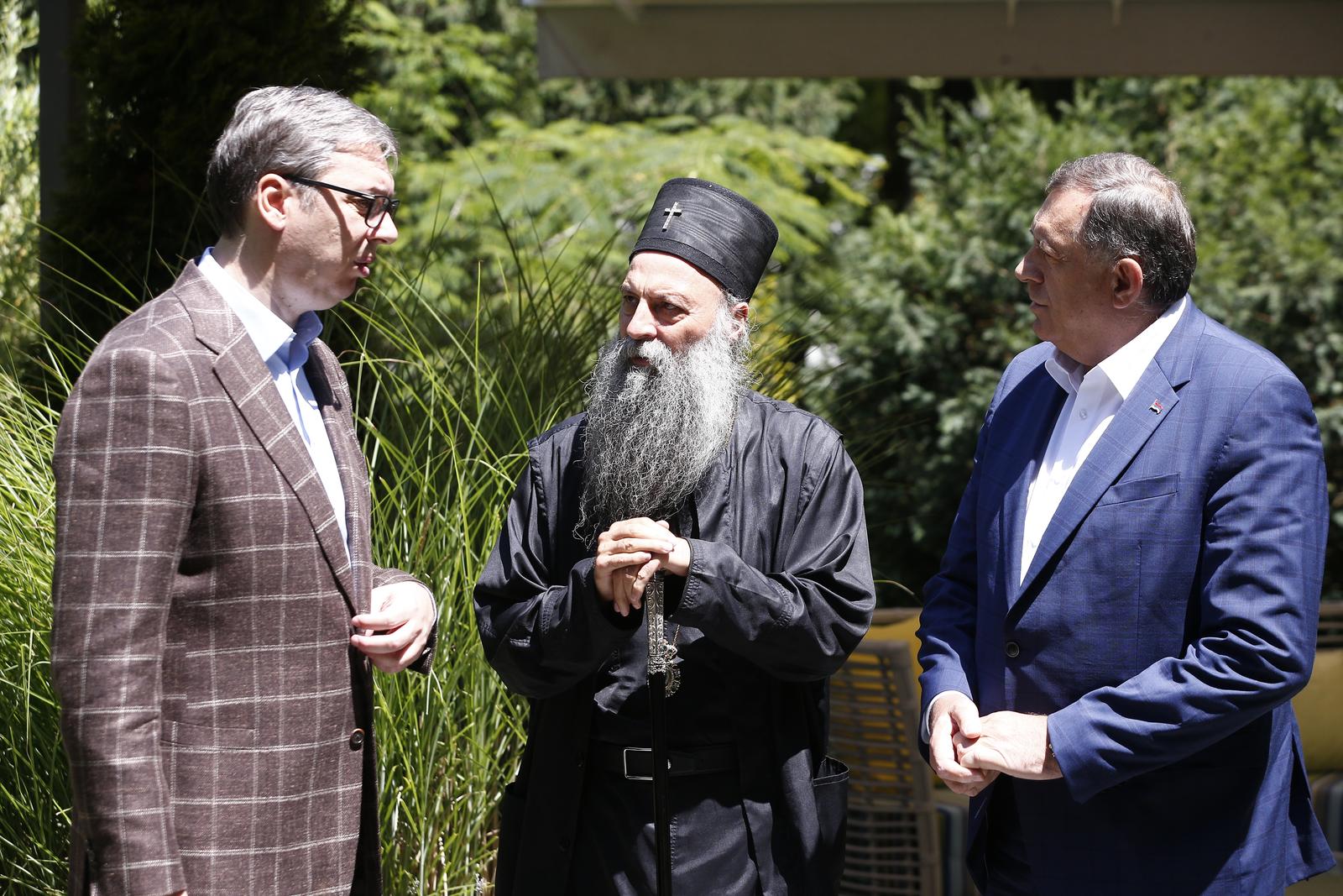 20, July, 2023, Belgrade - The President of the Republic of Serbia, Aleksandar Vucic, met with the Serbian Patriarch Porfiri and the President of the Republic of Srpska, Milorad Dodik, in Villa Mir. Aleksandar Vucic, Serbian Patriarch Porfirije, Milorad Dodik. Photo: Amir Hamzagic/ATAImages

20, jul, 2023, Beograd - Predsednik Republike Srbije Aleksandar Vucic sastao se sa Patrijarhom srpskim Porfirijem i predsednikom Republike Srpske Miloradom Dodikom, u Vili Mir. Photo: Amir Hamzagic/ATAImages Photo: M.A./ATAImages/PIXSELL