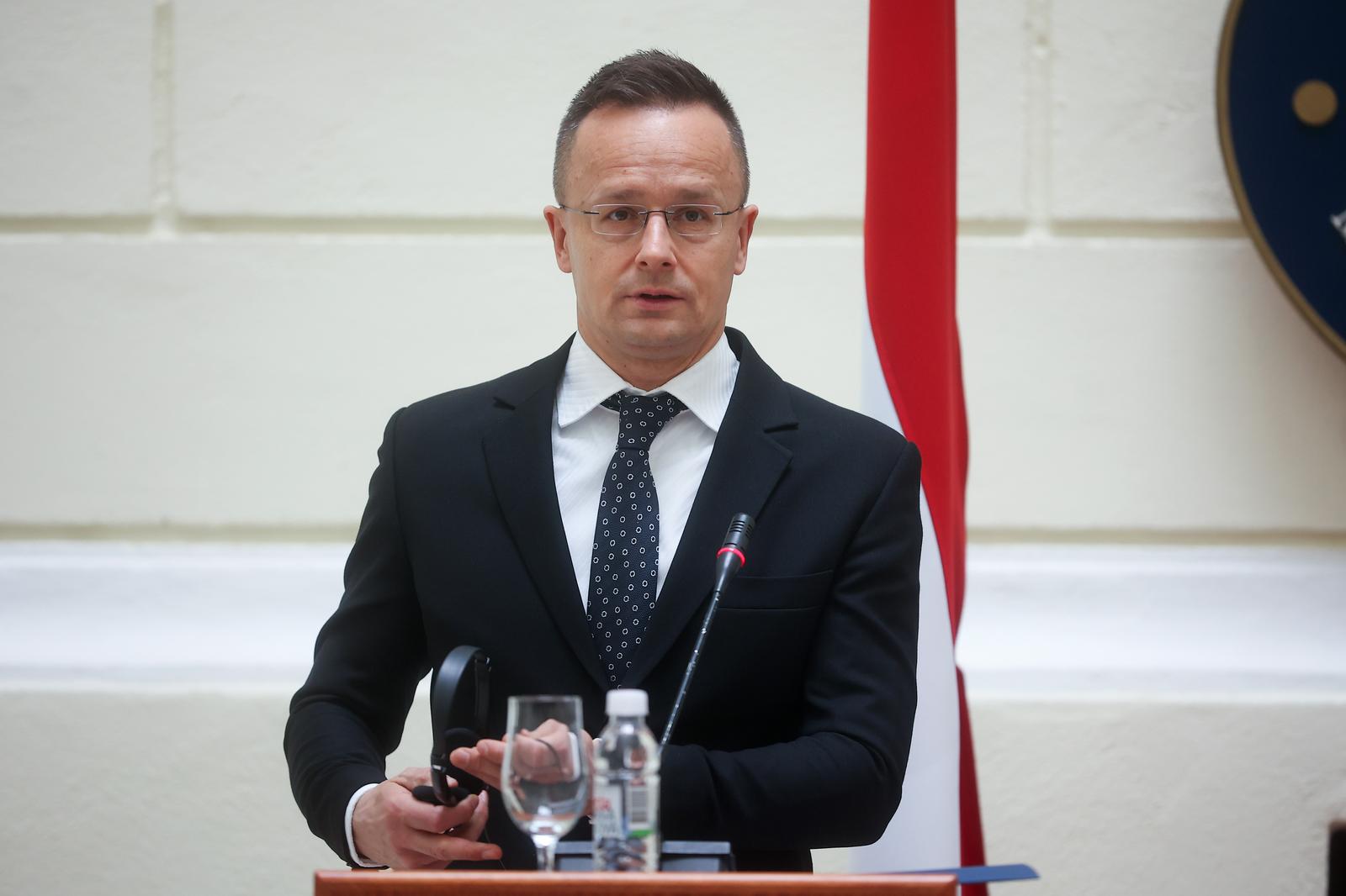22.03.2023., Sarajevo, Bosna i Hercegovina - Konferencija za medije ministra vanjskih poslova i trgovine Madjarske Petera Szijjarta i ministra vanjskih poslova BiH Elmedinom Konakovicem. Photo: Armin Durgut/PIXSELL