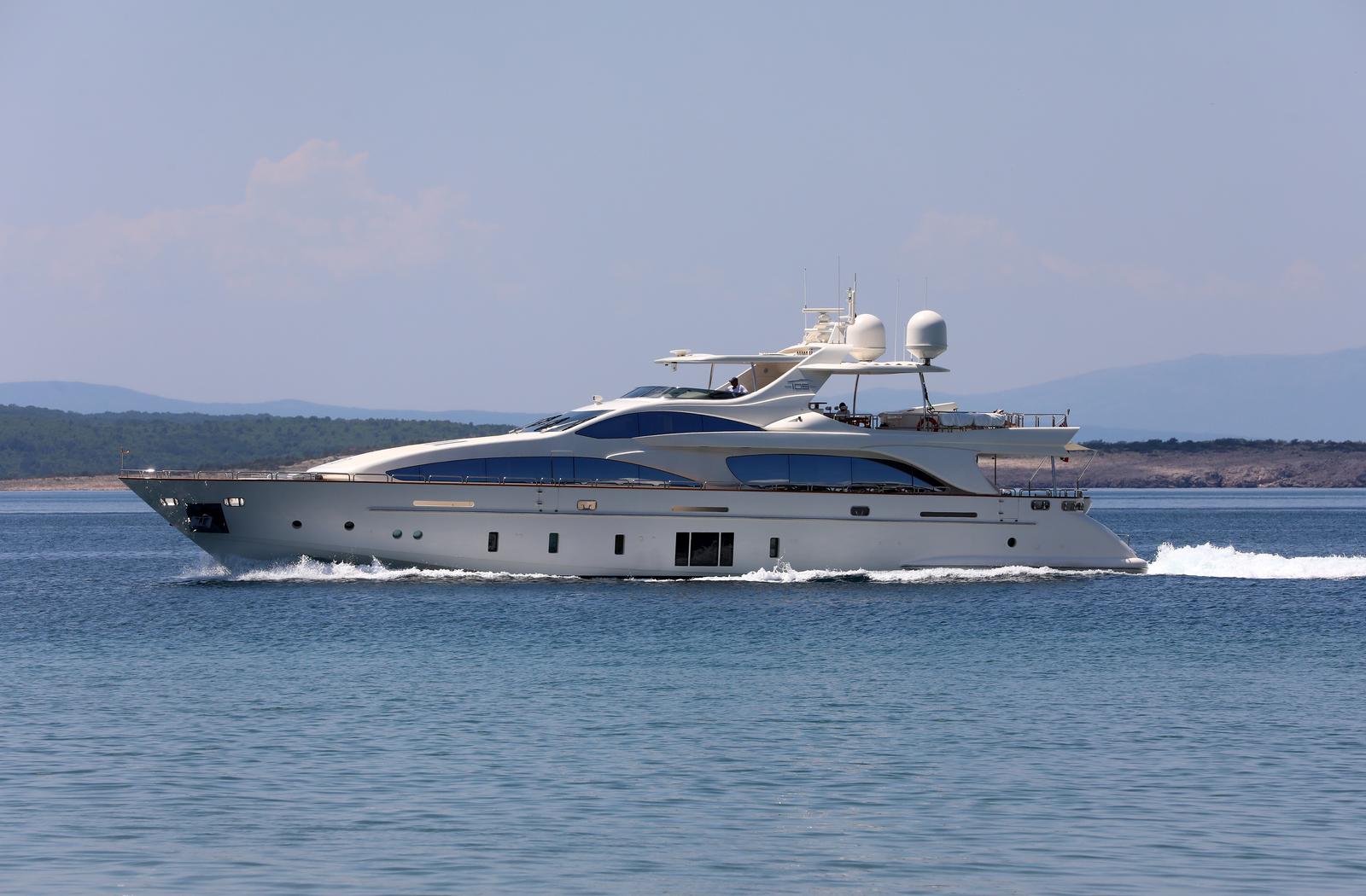 22.05.2023., Crikvenica - Turisti na jahti u crikvenickom kanalu otvorili nauticku sezonu. Photo: Goran Kovacic/PIXSELL