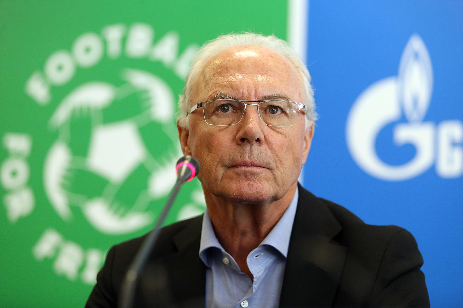 24.05.2014., Lisabon, Portugal - Gazprom, sluzbeni sponzor Uefine Lige prvaka uoci finalne utakmice izmedju Real Madrida i Atletico Madrida provodi drustveno odgovorni projekt Football for friendship u sklopu kojeg se natjece 16 momcadi nogometnih klubova starosti izmedju 12 i 14 godina iz 16 razlicitih zemalja. Hrvatsku je na nogometnom turniru predstavljao GNK Dinamo pod vodstvom trenera Sejada Halilovica, a na turniru je pobjedila Benfica iz Lisabona. Konferencija za medije na kojoj su bili ambasadori Vitor Baia, Franz Beckenbauer i Vyacheslav Krupenkov. Franz Beckenbauer. "nPhoto: Goran Stanzl/PIXSELL