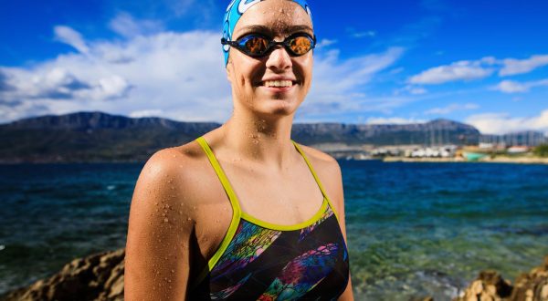 26.05.2020., Split - Dina Levacic, hrvatska daljinska plivacica i prva Hrvatica koja je preplivala La Manche. Dina je preplivala cetiri od velikih sedam plivackih maratona poznatih kao Oceanovih sedam.rPhoto: Milan Sabic/PIXSELL