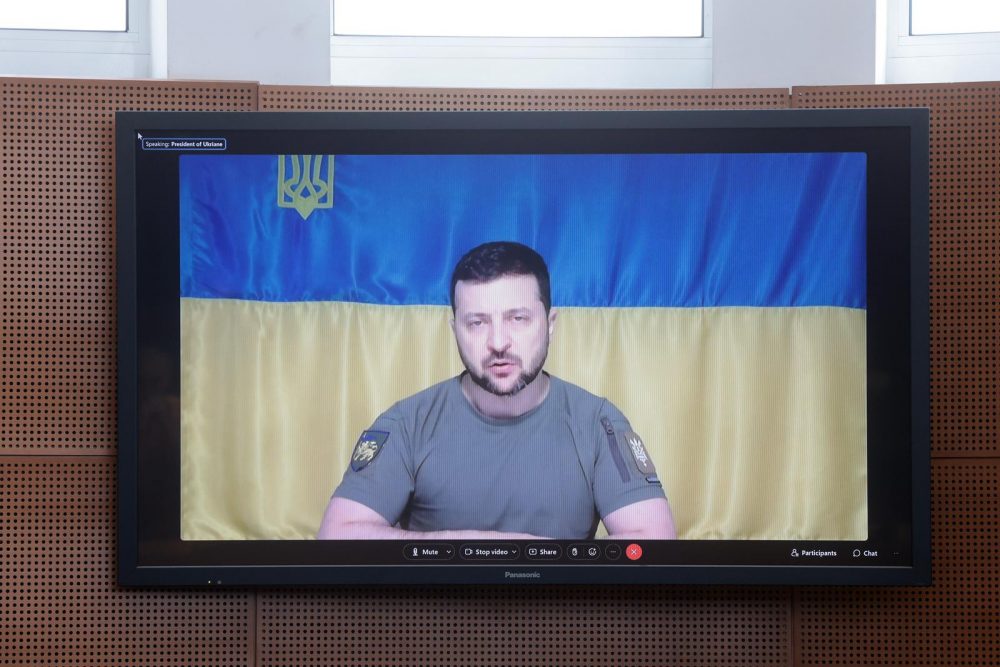 Slovenija Ljubljana 08.07.2022,08.julij 2022 Predsednik Ukrajine Volodimir Zelenski je prek videopovezave nagovoril poslanke in poslance DZ ter druge vabljene visoke goste.politika   Borut Pahor , Robert Golob   Photo: BORUT ZIVULOVIC/F.A. BOBO