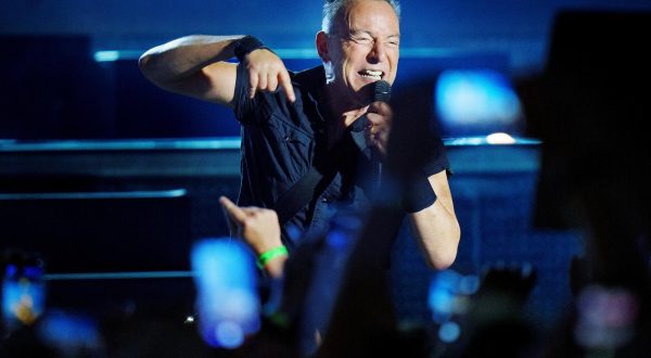 Bruce Springsteen plays at Parken in Copenhagen, Denmark, July 11, 2023. Ritzau Scanpix/Liselotte Sabroe/via REUTERS    ATTENTION EDITORS - THIS IMAGE WAS PROVIDED BY A THIRD PARTY. DENMARK OUT. NO COMMERCIAL OR EDITORIAL SALES IN DENMARK. Photo: RITZAU SCANPIX/REUTERS