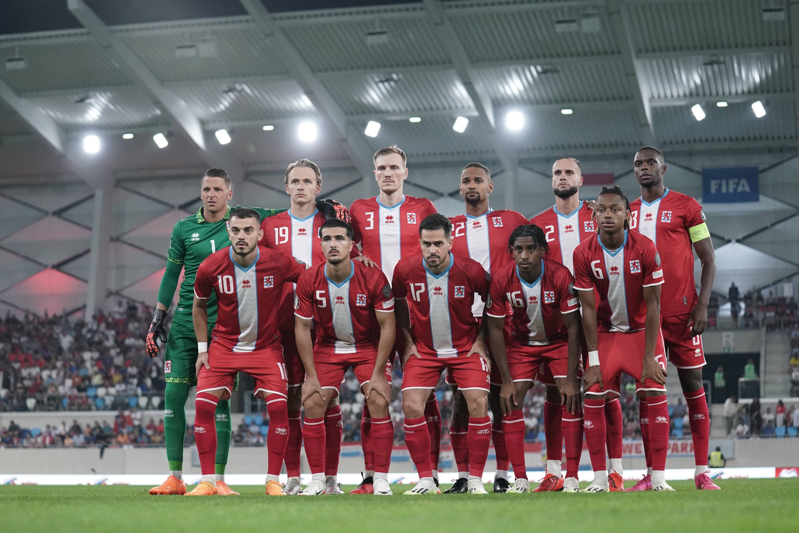 Fussball EM Qualifikation 2022 - 2023 08.09.2023, Fussball Länderspiel, Laenderspiel, EM Qualifikation, 2022-2023, Gruppe J, Spieltag 5, Luxemburg, Stade de Luxembourg, Luxemburg LUX - Island, Iceland ISL vl: Luxemburg - Anthony Moris Torhueter Luxemburg 1 - Mathias Olesen Luxemburg 19 - Enes Mahmutovic Luxemburg 3 - Marvin Martins Luxemburg 22 - Maxime Chanot Luxemburg 2 - Christopher Martins, Kiki Martins Luxemburg 8 vorne vlnr: Danel Sinani Luxemburg 10 - Alessio Curci Luxemburg 5 - Mica Pinto Luxemburg 17, Michael Pinto - Leandro Barreiro Luxemburg 16 - Yvandro Borges Sanches Luxemburg 6 *** European Football Championship Qualification 2022 2023 08 09 2023, international football match, European Championship Qualification, 2022 2023, Group J, Matchday 5, Luxembourg, Stade de Luxembourg, Luxembourg LUX Iceland, Iceland ISL vl Luxembourg Anthony Moris Goalkeeper Luxembourg 1 Mathias Olesen Luxembourg 19 Enes Mahmutovic Luxembourg 3 Marvin Martins Luxembourg 22 Maxime Chanot Luxembourg 2 Christopher Martins, Kiki Martins Luxembourg 8 in front Danel Sinani Luxembourg 10 Alessio Curci Luxembourg 5 Mica Pinto Luxembourg 17, Michael Pinto Leandro Barreiro Luxembourg 16 Yvandro Borges Sanches Luxembourg 6 PUBLICATIONxNOTxINxLUX