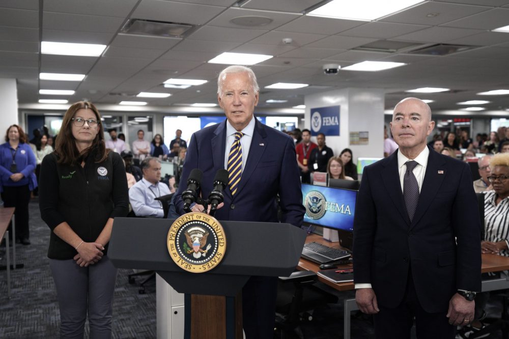 epa10831767 US President Joe Biden (C), next to DHS Secretary Alejandro Mayorkas (R), talks to members of the media as he visits Federal Emergency Management Agency (FEMA) headquarters in Washington, DC, USA, 31 August 2023. Hurricane Idalia maked landfall in Florida as a Category 3 storm with winds of 125 mph (over 200 km/h).  EPA/Yuri Gripas / POOL