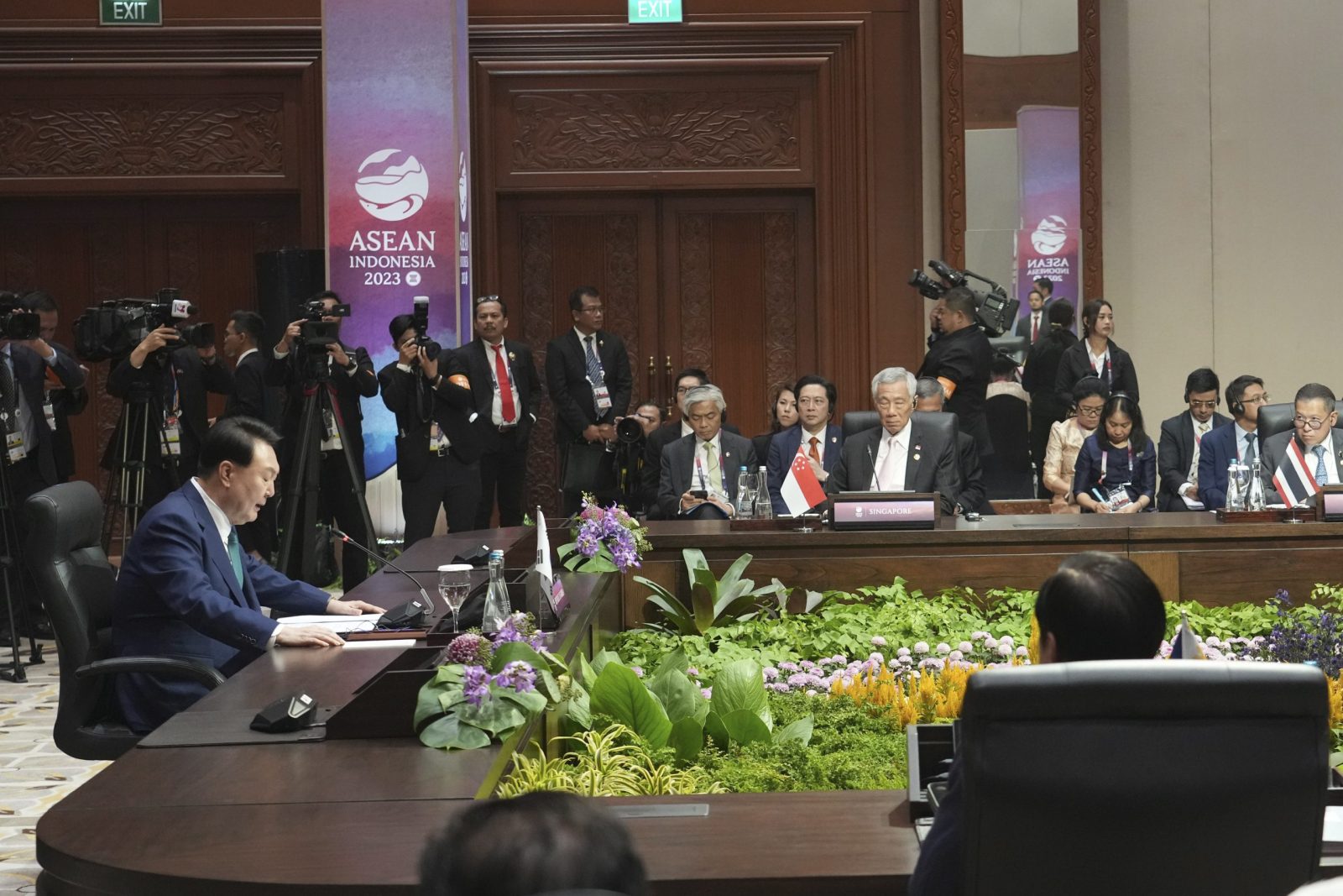 epa10843106 South Korea’s President Yoon Suk-yeol delivers his remark during the ASEAN-South Korea Summit at the 43rd Association of Southeast Asian Nations (ASEAN) Summit in Jakarta, Indonesia, 06 September 2023. Indonesia hosts the 43rd ASEAN Summit and related summits from 05 to 07 September 2023.  EPA/TATAN SYUFLANA/POOL
