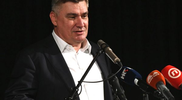 Buzet, 08.09.2023. - Predsjednik Republike Zoran Milanović sudjelovao je na svečanoj sjednici buzetskoga Gradskog vijeća u povodu Dana grada. Na fotografiji Zoran Milanović.
foto HINA/ Daniel SPONZA/ ml