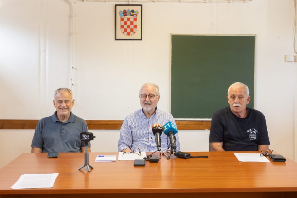 Zagreb, 11.09.2023. - Konferencija za medije Bandić Milan 365 - Stranke rada i solidarnosti na temu "Gradonačelnik Tomašević je u pravu!".
Na fotografiji Slavko Kojić.
foto HINA/ Edvard ŠUŠAK/ es