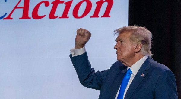 epa10863432 Former US President and the 2024 Republican presidential candidate Donald J. Trump concludes his campaign speech at the Pray Vote Stand Summit in Washington, DC, USA, 15 September 2023. Former President Trump holds a commanding lead in the Republican primary with Florida Governor Ron DeSantis in a distant second place.  EPA/SHAWN THEW