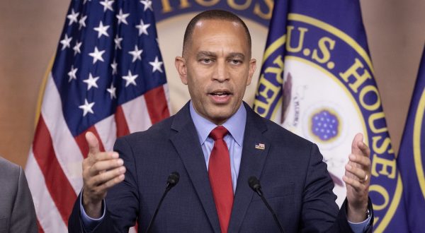 epa10890768 House Minority Leader Hakeem Jeffries participates in a news conference after the House failed to pass a procedural vote on a stop-gap government funding plan, in Washington, DC, USA, 29 September 2023. As a government shutdown looms ahead, the Senate and House of Representatives are working on separate stop-gap government spending plans.  EPA/MICHAEL REYNOLDS