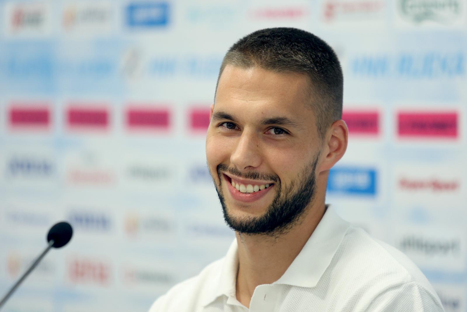 01.09.2023.,Rijeka - Marko Pjaca novi je igrac HNK Rijeke.Predstavljanje je odrzano u  press centru "Orlando Rivetti" u kampu HNK Rijeka. Photo: Nel Pavletic/PIXSELL