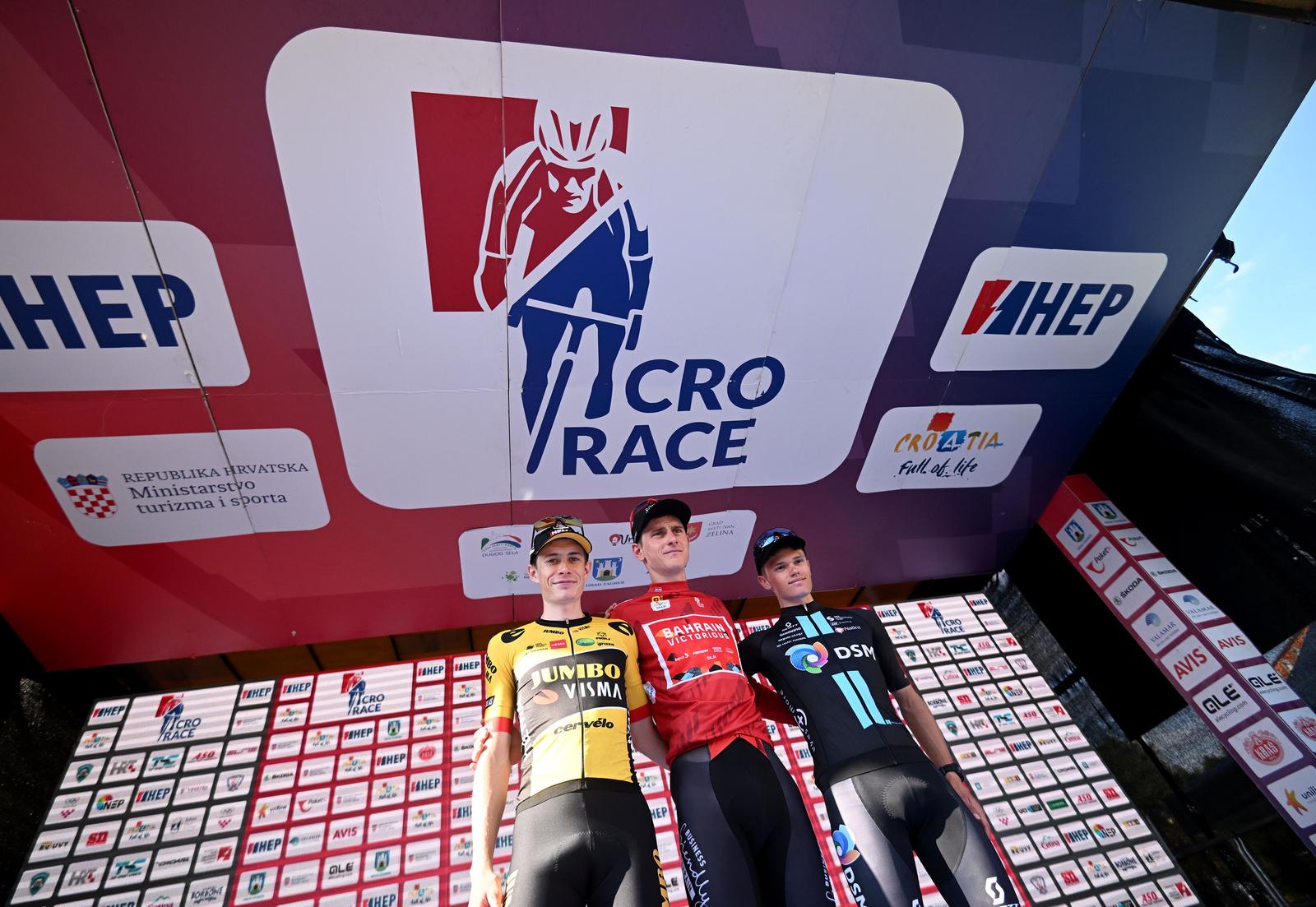 02.10.2022., Zagreb - CRO RACE 2022, proglasenje pobjednika. Jonas Vingegaard, Matej Mohoric, Oscar Onley.  Photo: Marko Lukunic/PIXSELL