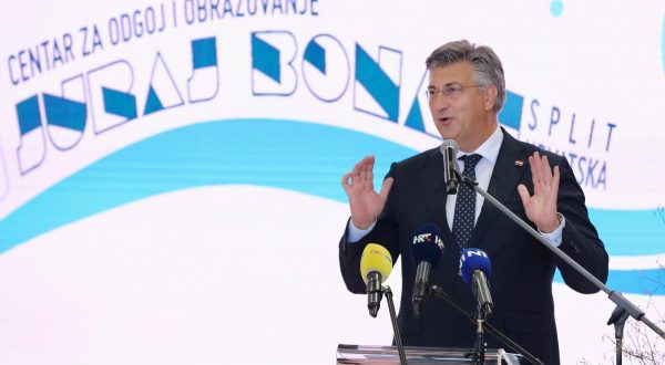05.09.2023., Supetar - Svecano otvorenje Organizacijske jedinice Odjela za pruzanje izvaninstitucionalnih usluga Centra za odgoj i obrazovanje "Juraj Bonaci" na otoku Bracu. Predsjednik Vlade RH Andrej Plenkovic Photo: Ivo Cagalj/PIXSELL