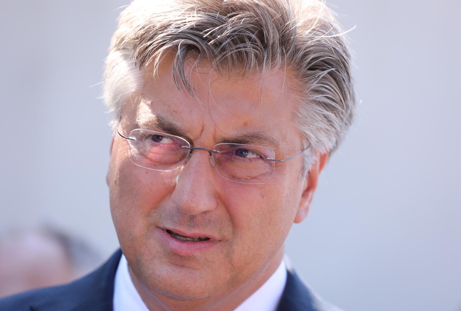 05.09.2023.,Supetar - Predsjednik Vlade Andrej Plenkovic sudjelovao  svecanom otvorenju Organizacijske jedinice Odjela za pruzanje izvaninstitucionalnih usluga Centra za odgoj i obrazovanje ''Juraj Bonaci''  na otoku Bracu nakon cega se obratio medijima. Photo: Ivo Cagalj/PIXSELL