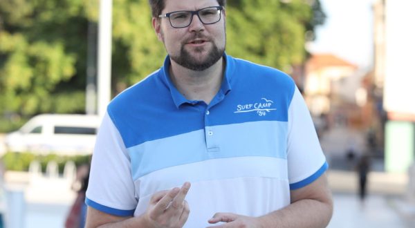 06.09.2023.,Sibenik-U Sibeniku su boravili predsjednik SDP-a Pedja Grbin i Sabina Glasovac, potpredsjednica SDP-a. Razlog dolaska je prijateljsko i stranacko druzenje sa clanovima i simpatizerima.  Photo: Dusko Jaramaz/PIXSELL