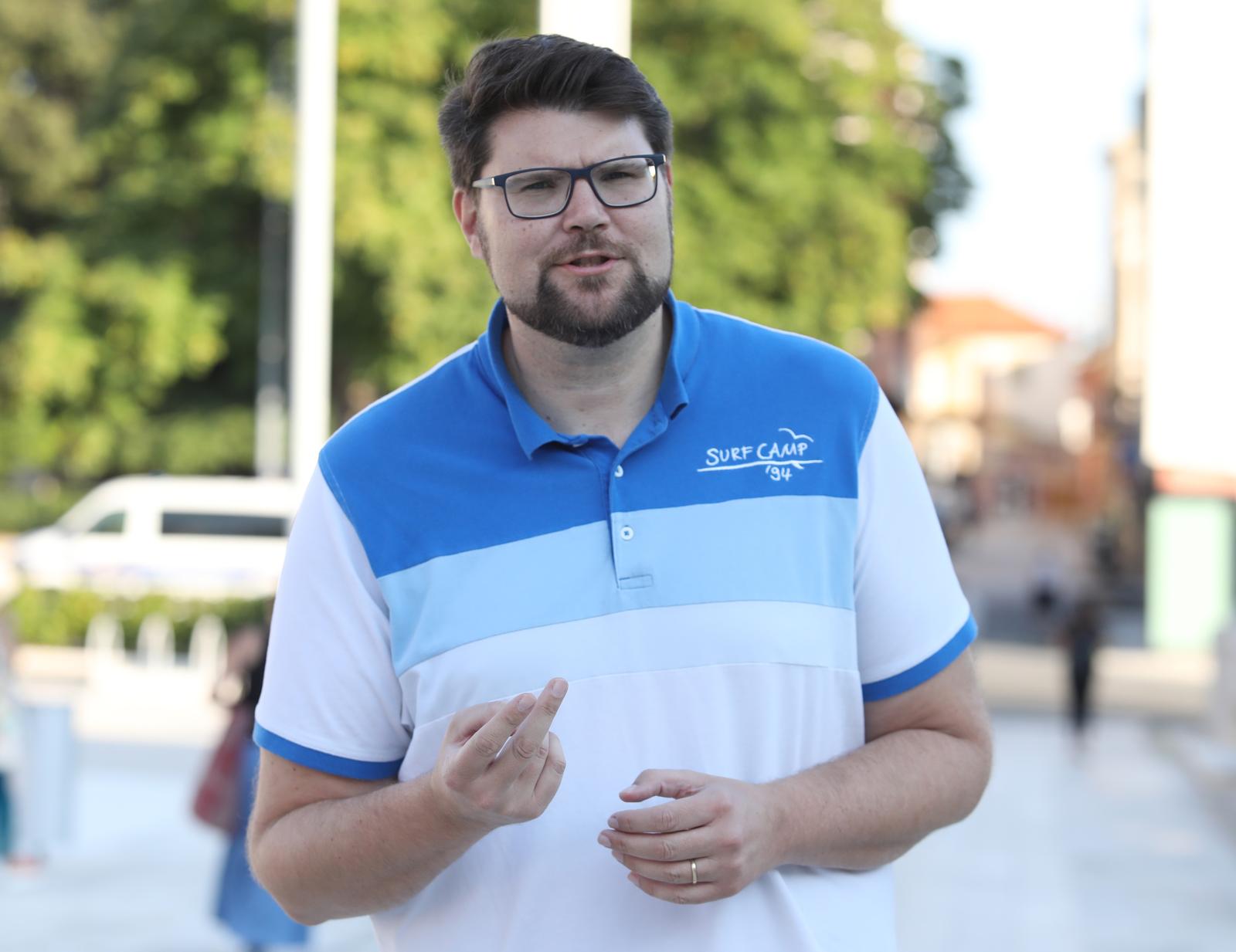 06.09.2023.,Sibenik-U Sibeniku su boravili predsjednik SDP-a Pedja Grbin i Sabina Glasovac, potpredsjednica SDP-a. Razlog dolaska je prijateljsko i stranacko druzenje sa clanovima i simpatizerima.  Photo: Dusko Jaramaz/PIXSELL